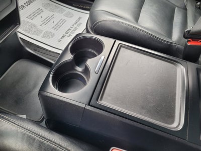 2015 Toyota Sienna SE 8 Passenger