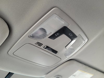 2015 Toyota Sienna SE 8 Passenger