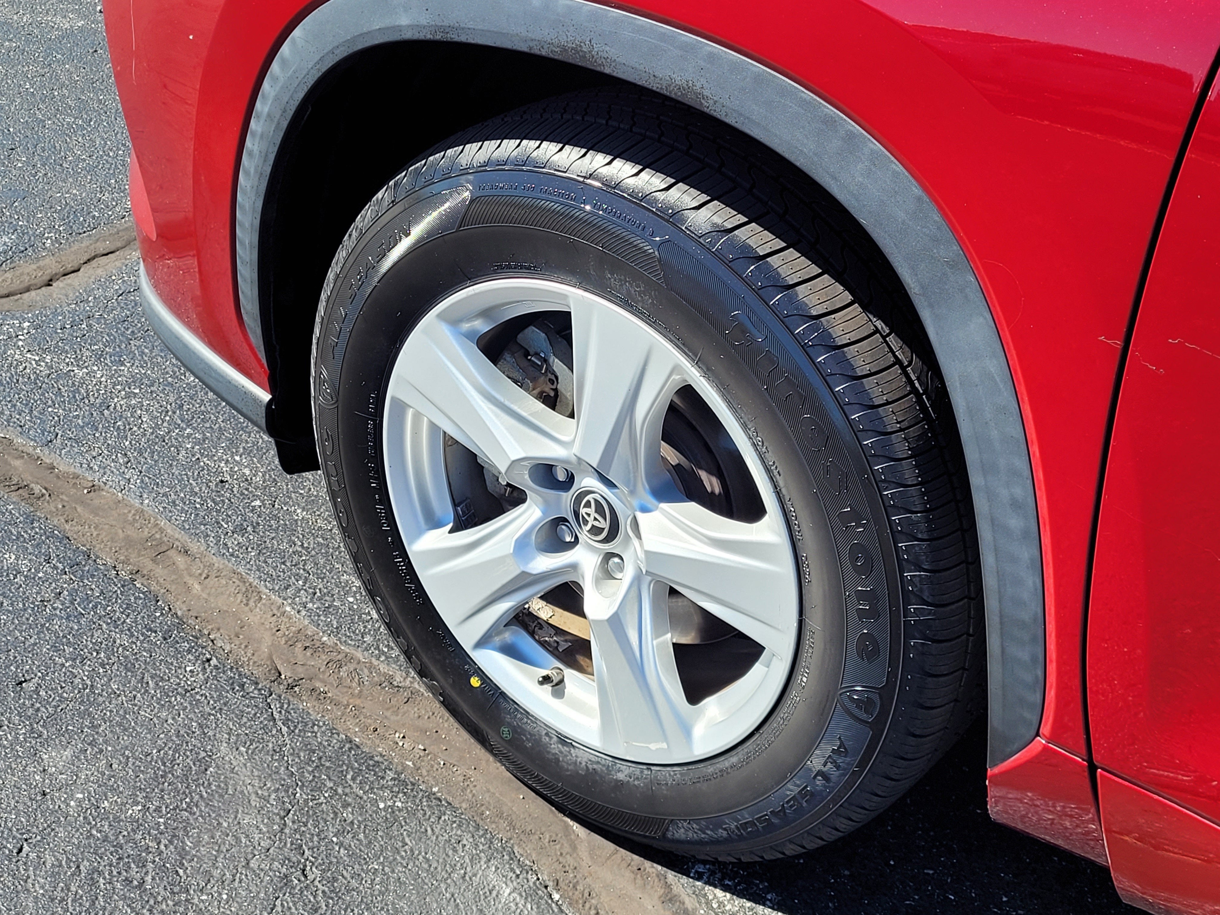2020 Toyota Highlander Hybrid LE