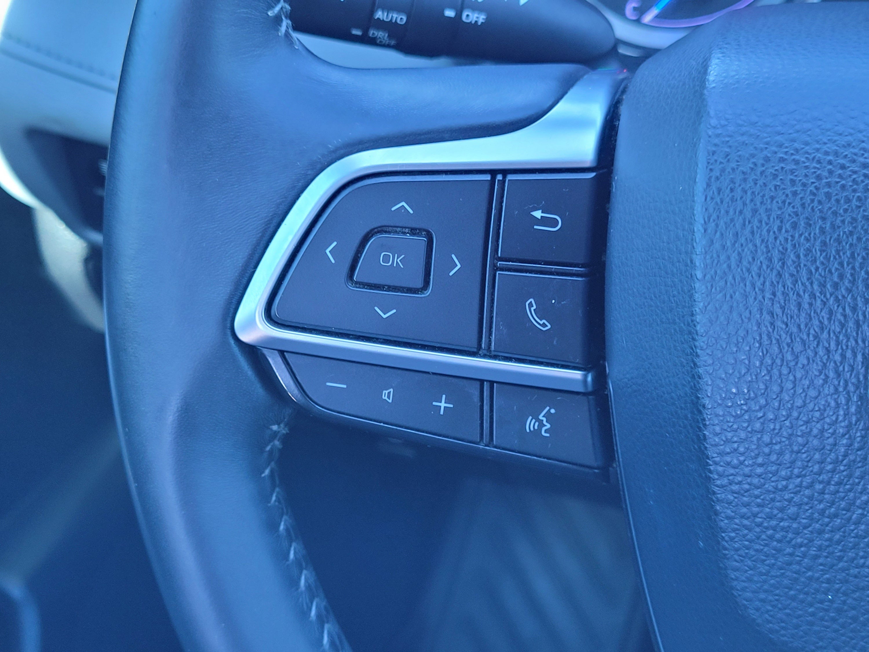 2020 Toyota Highlander Hybrid LE
