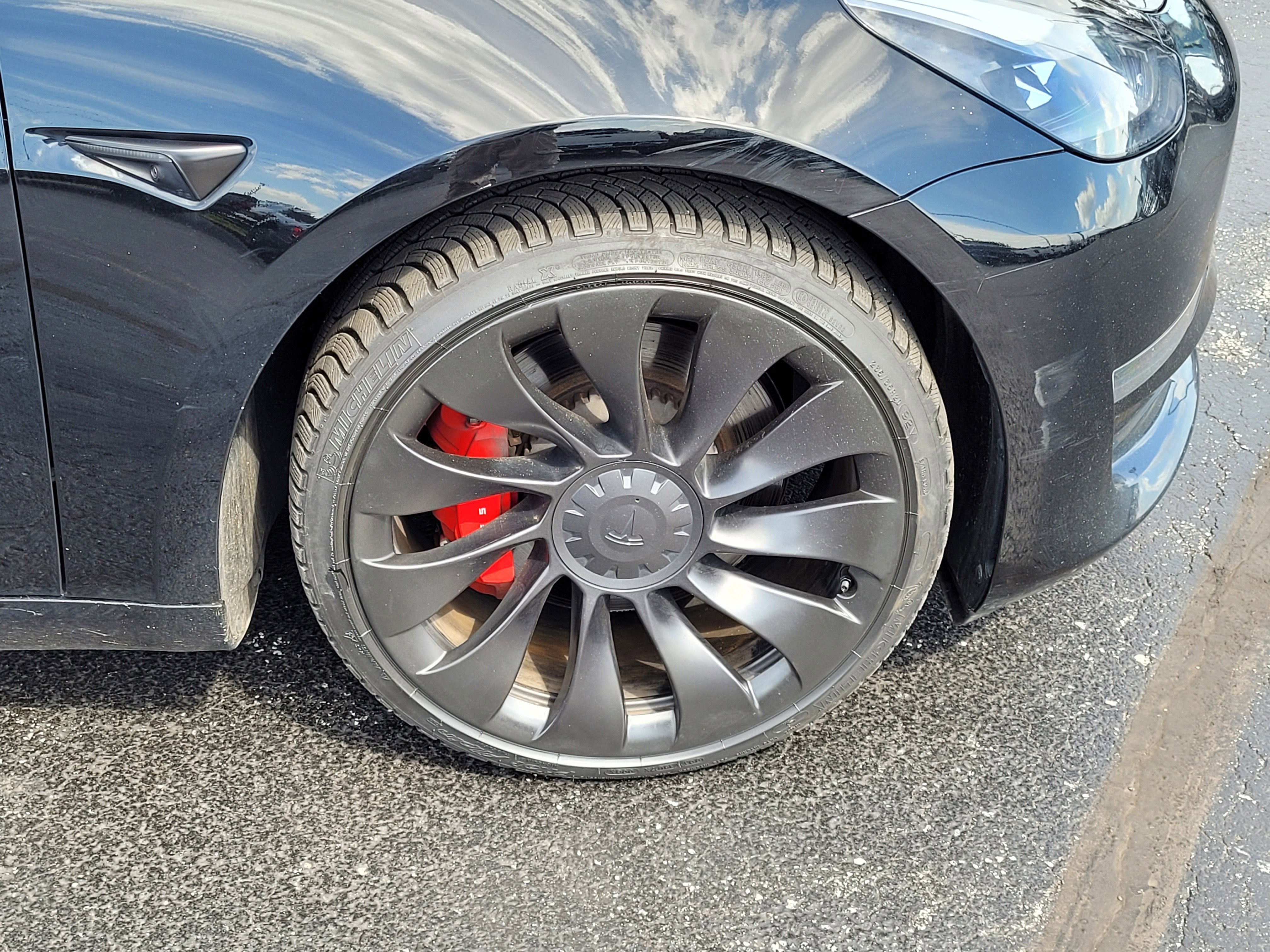 2023 Tesla Model 3 Performance