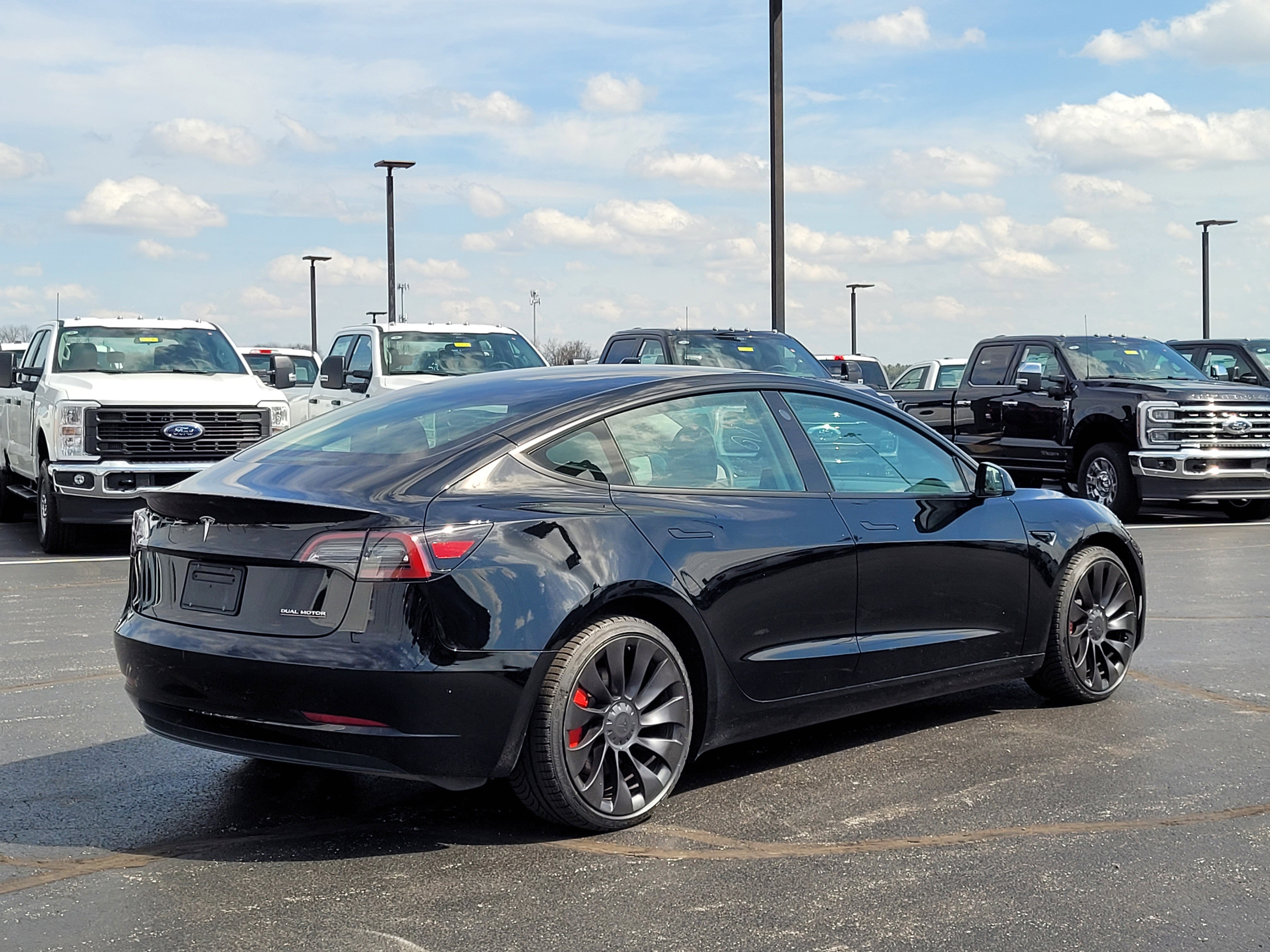 2023 Tesla Model 3 Performance