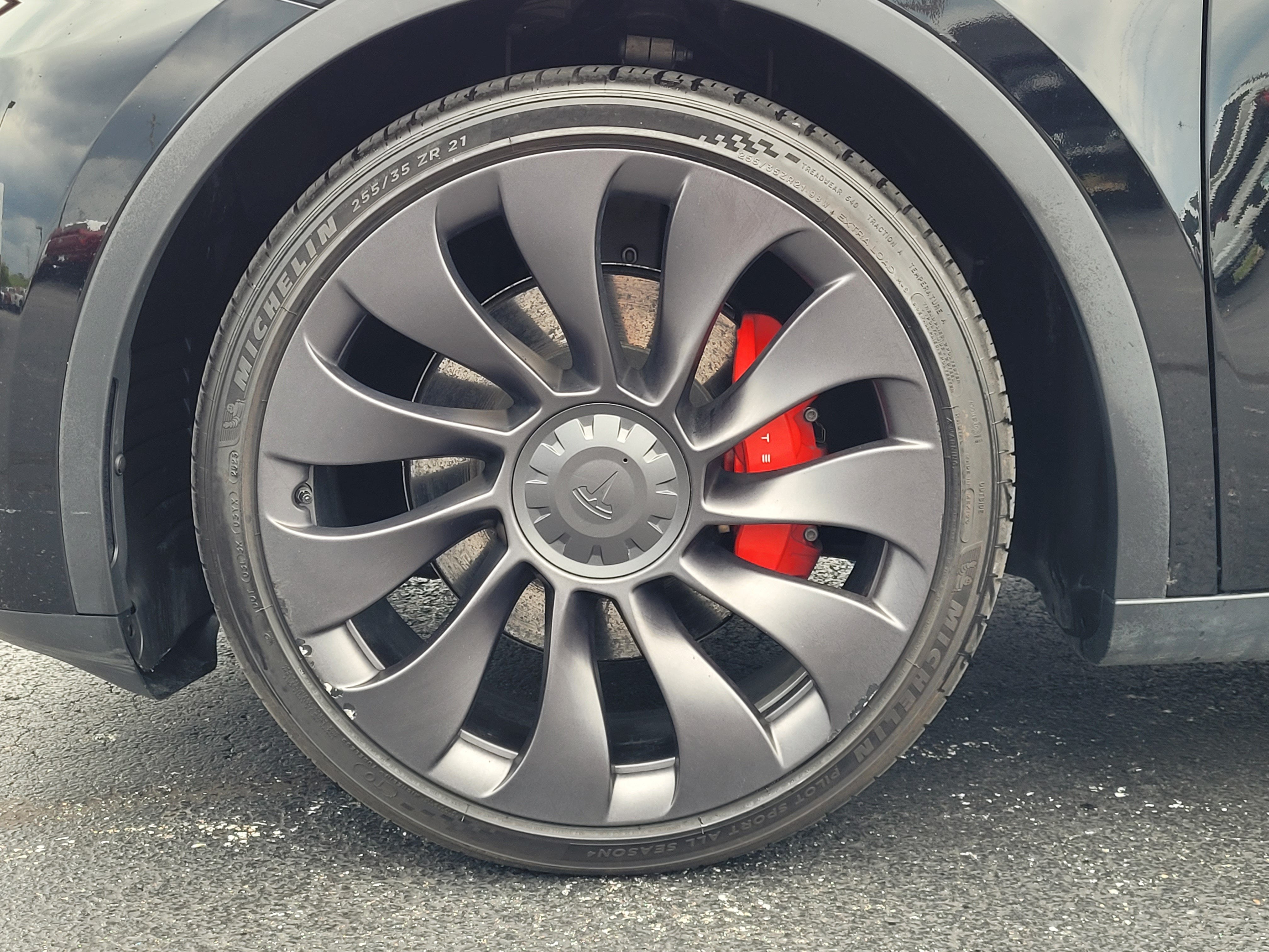 2023 Tesla Model Y Performance