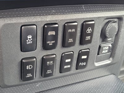 2013 Toyota FJ Cruiser Base