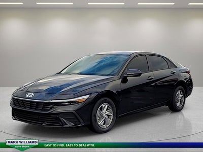 2024 Hyundai Elantra SE