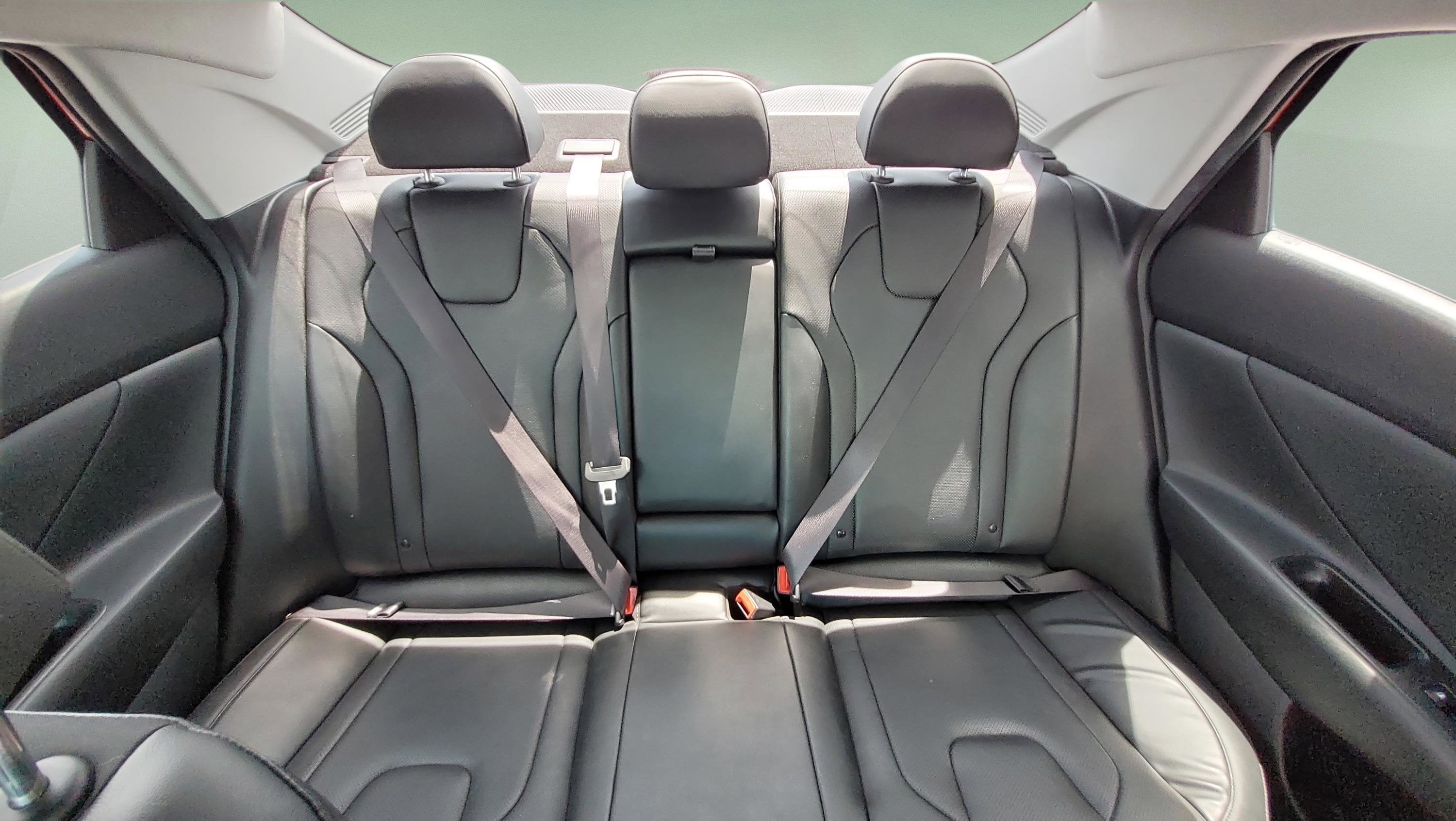 2022 Hyundai Elantra Limited