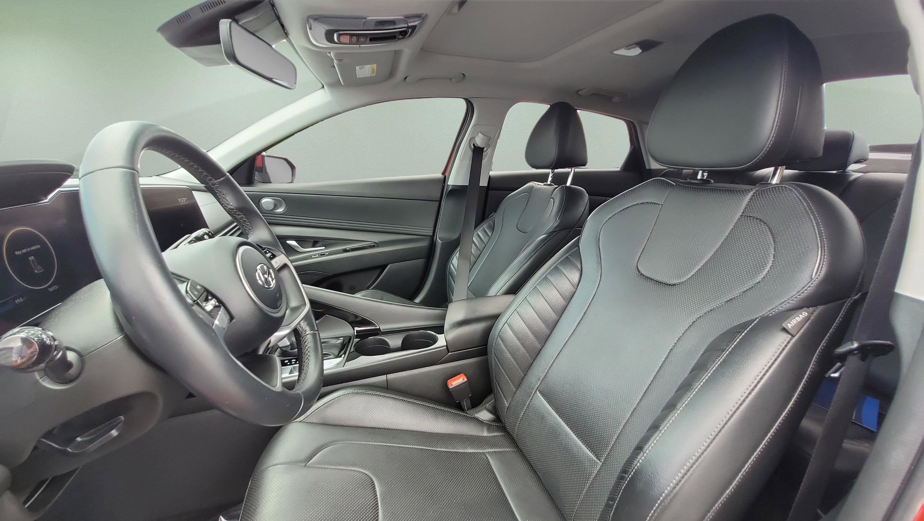2022 Hyundai Elantra Limited