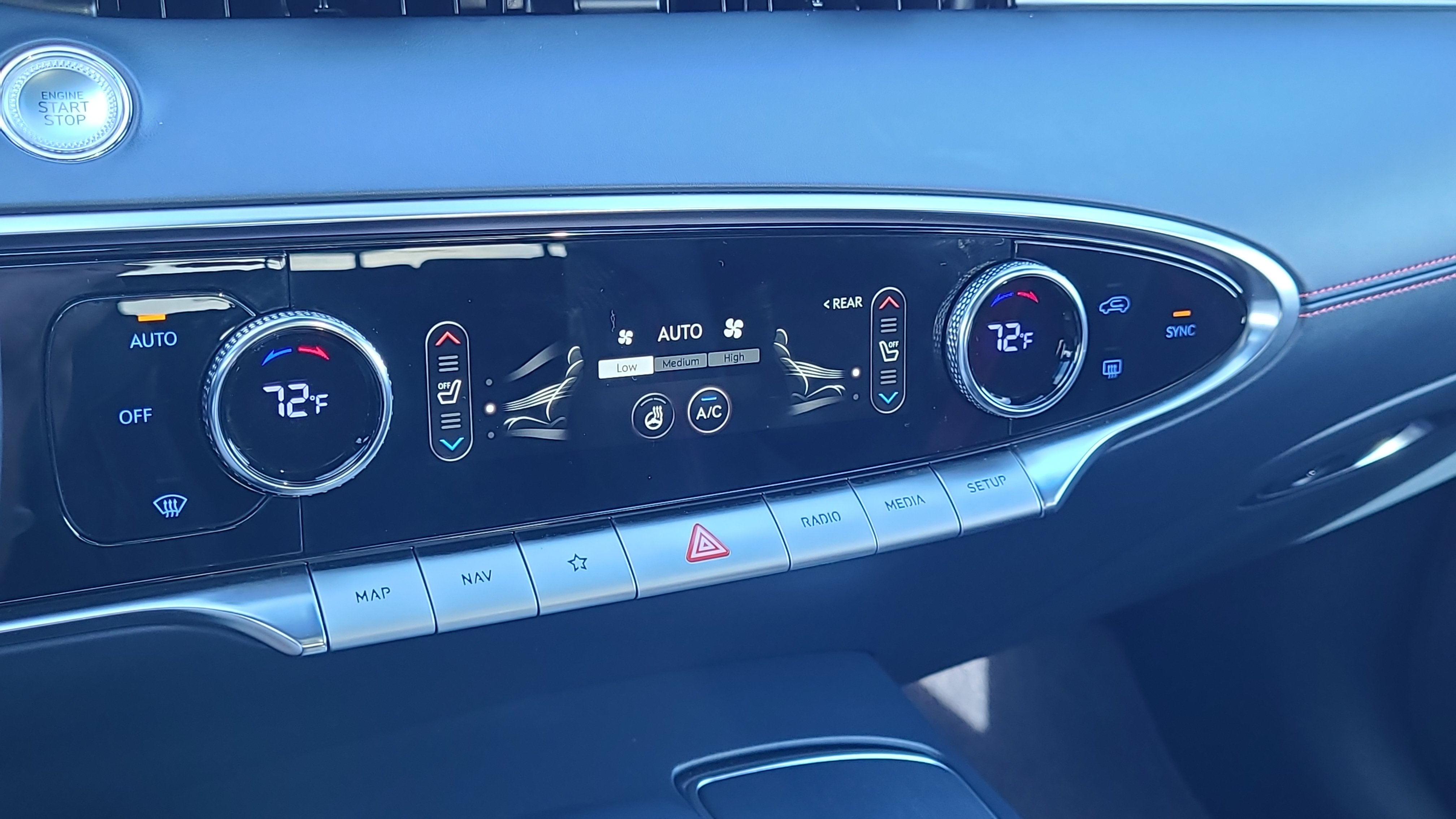 2023 Genesis GV70 2.5T