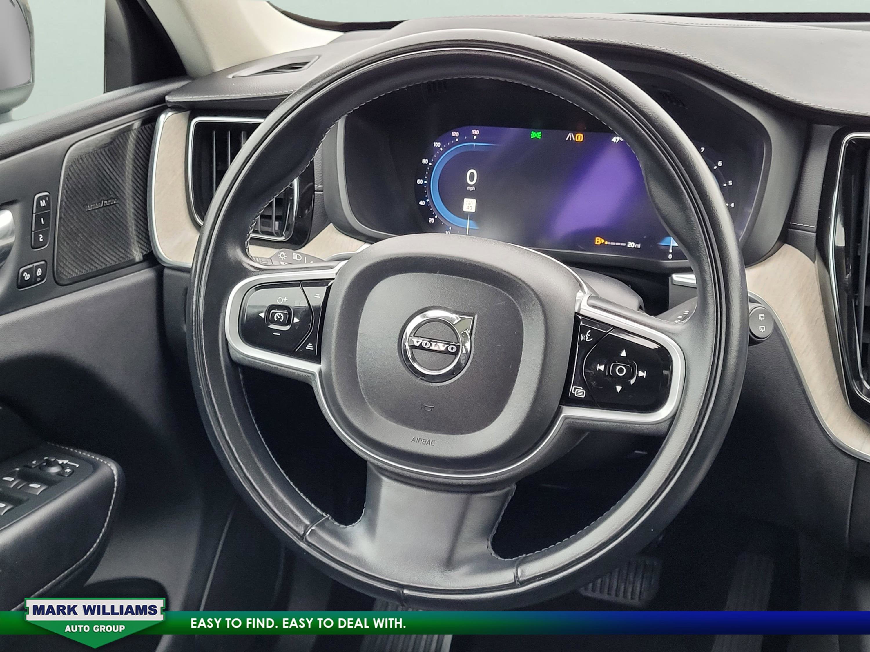 2022 Volvo XC60 B5 Inscription