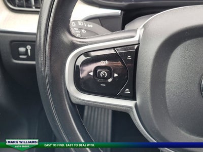 2022 Volvo XC60 B5 Inscription
