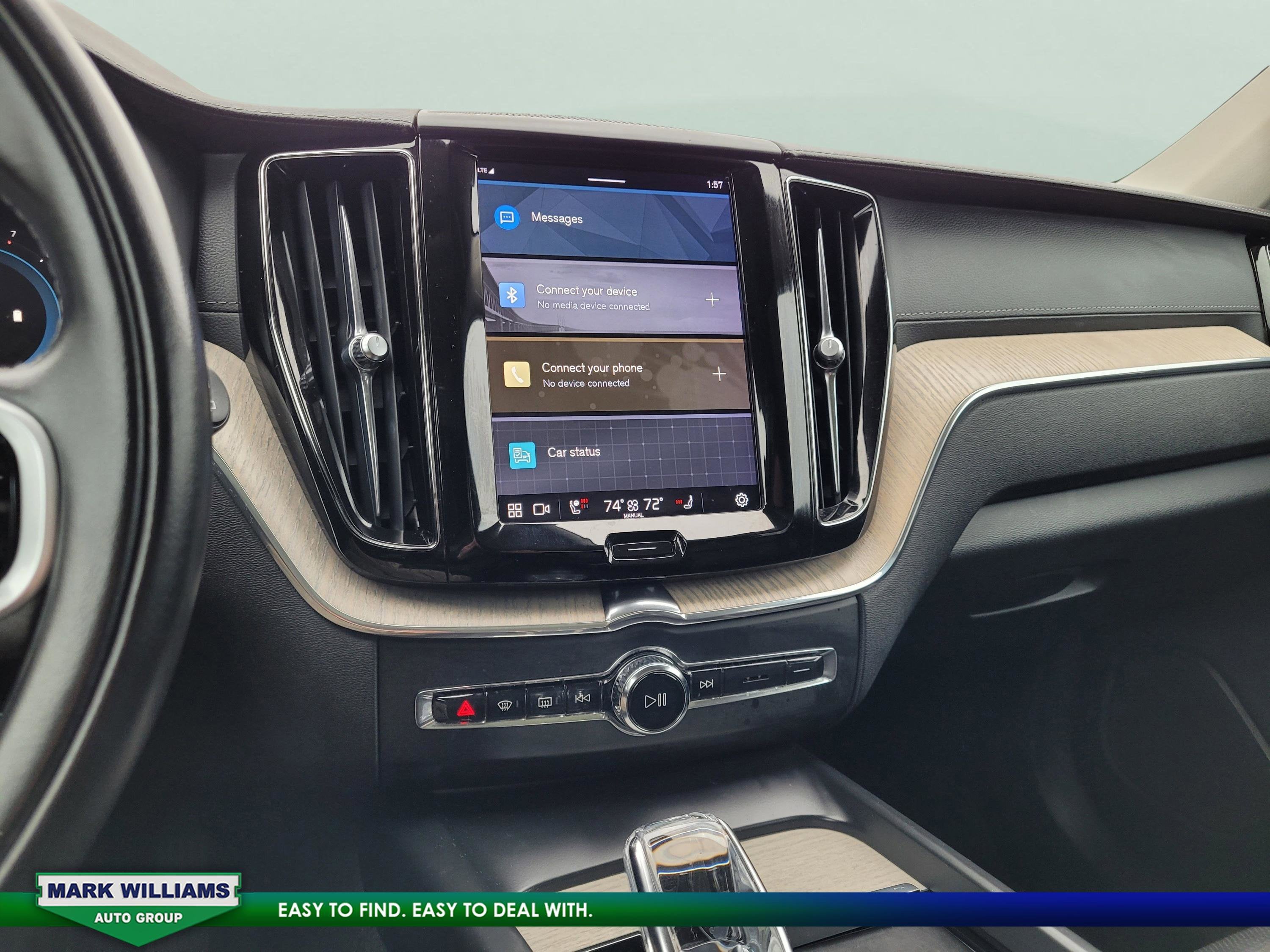 2022 Volvo XC60 B5 Inscription