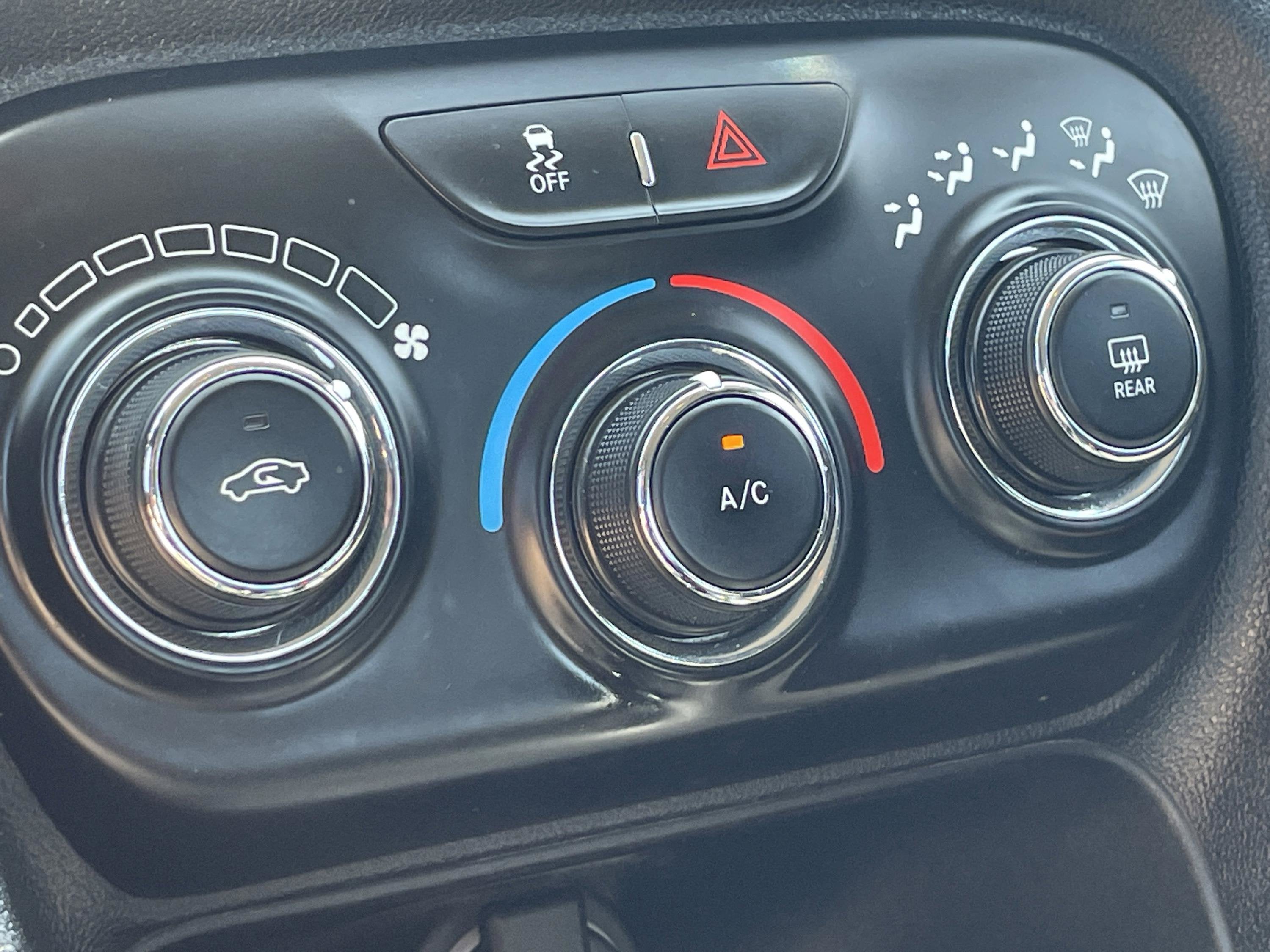 2013 Dodge Dart SE/AERO