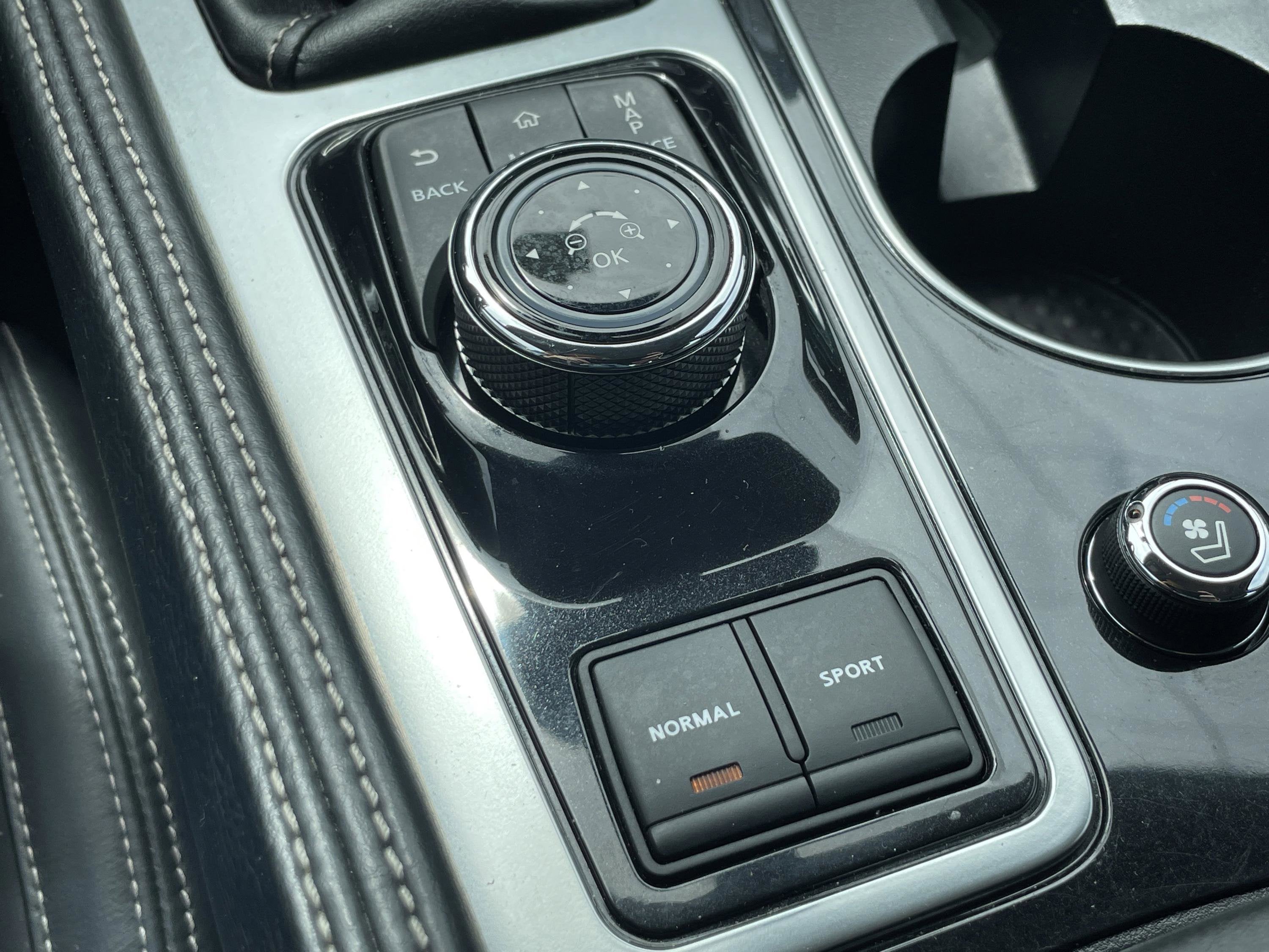 2016 Nissan Maxima Platinum