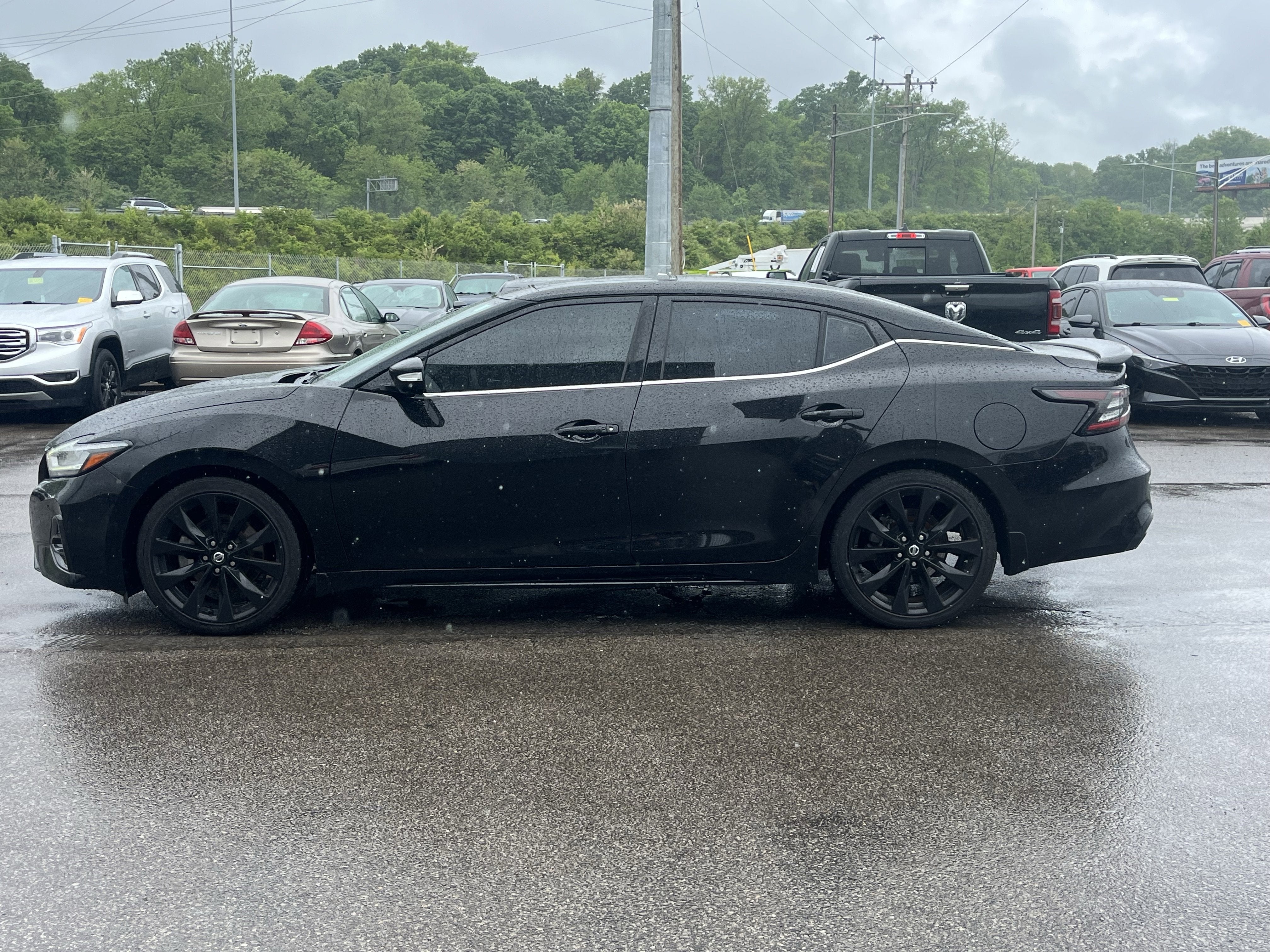 2021 Nissan Maxima SR