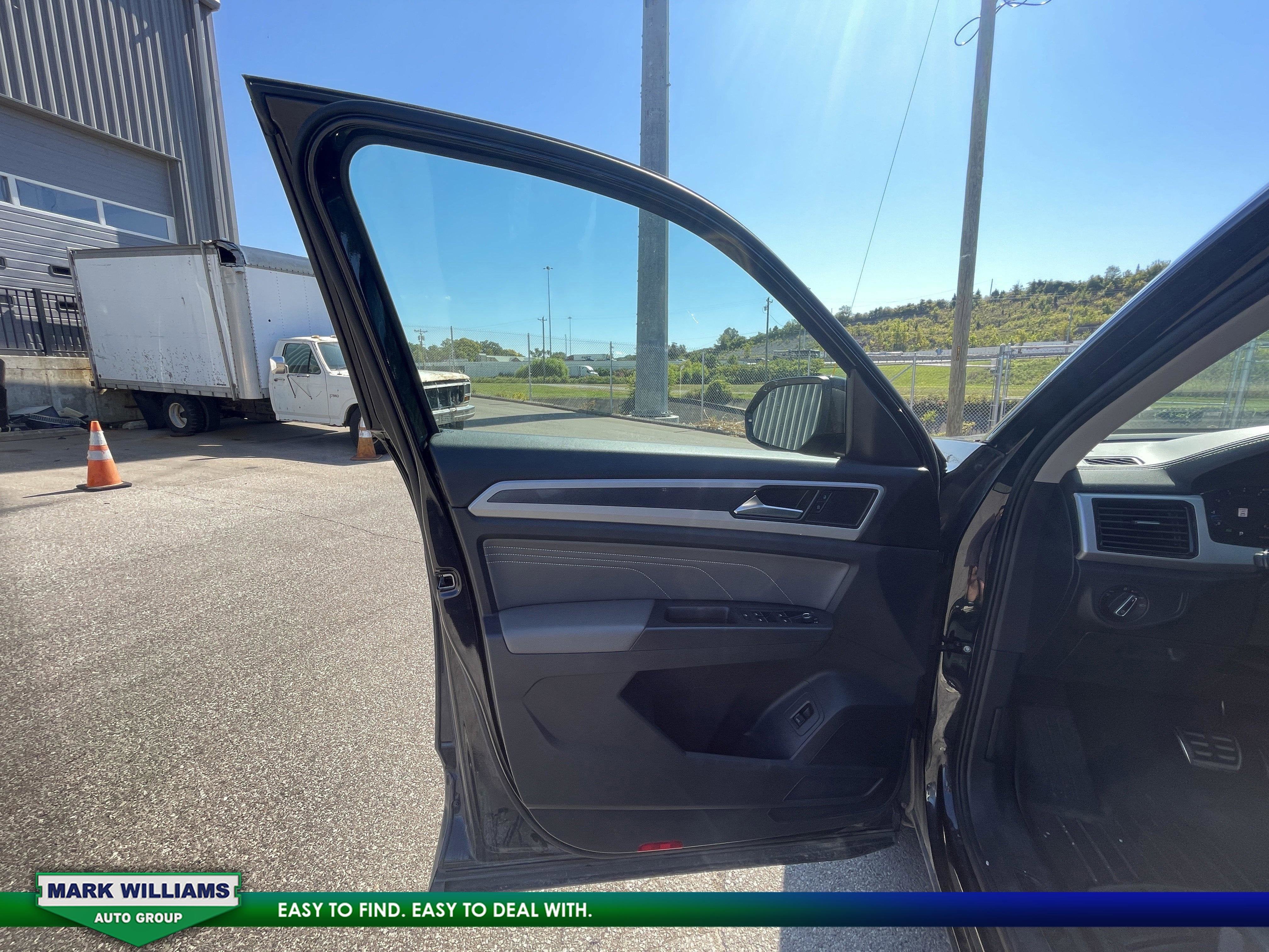 2022 Volkswagen Atlas 3.6L V6 SEL R-Line