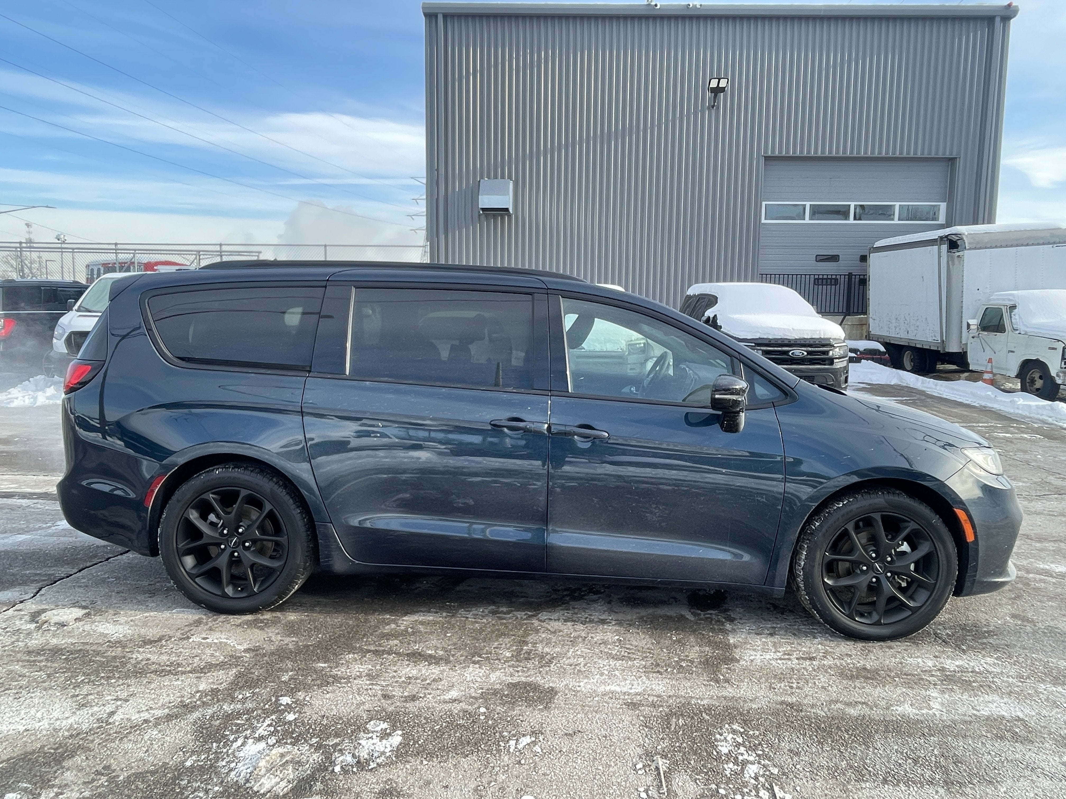 2025 Chrysler Pacifica Limited