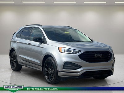 2022 Ford Edge SE