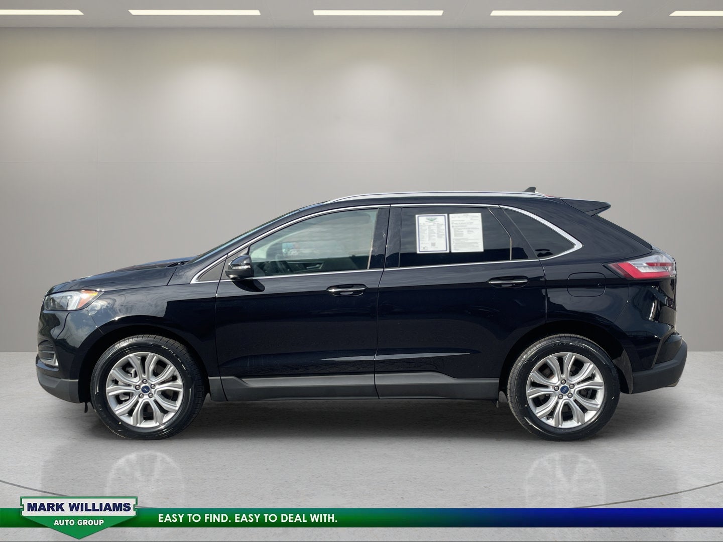 2022 Ford Edge Titanium