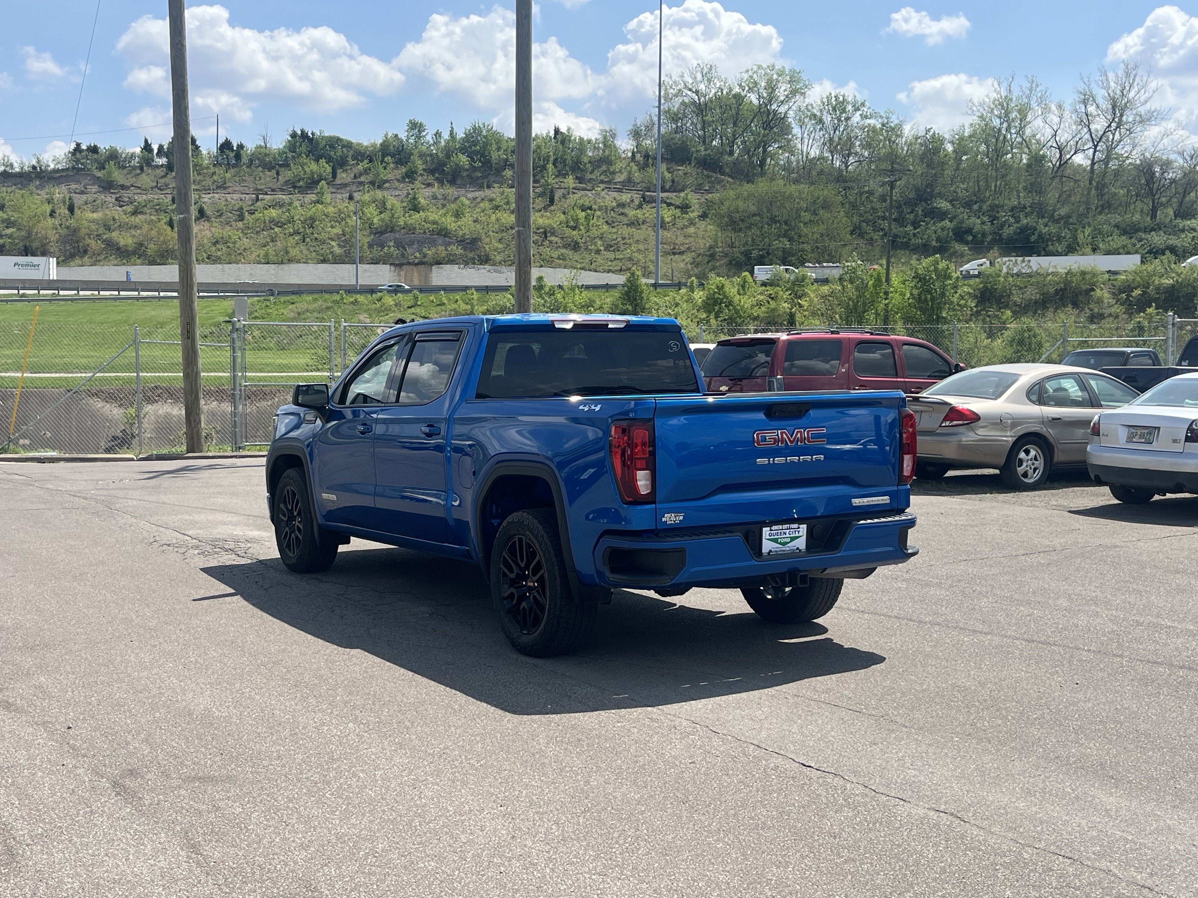 2023 GMC Sierra 1500 Elevation