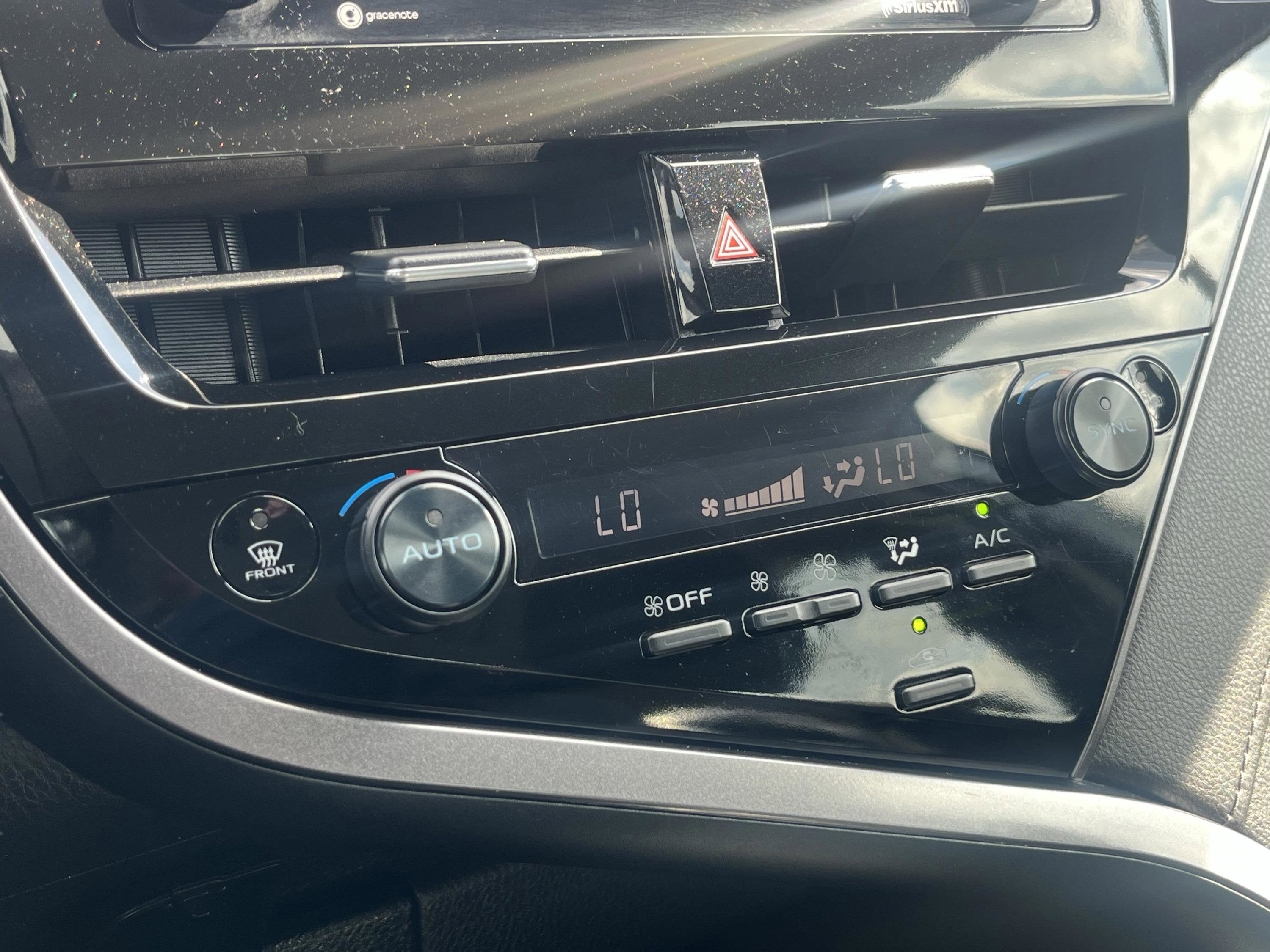2024 Toyota Camry Hybrid LE