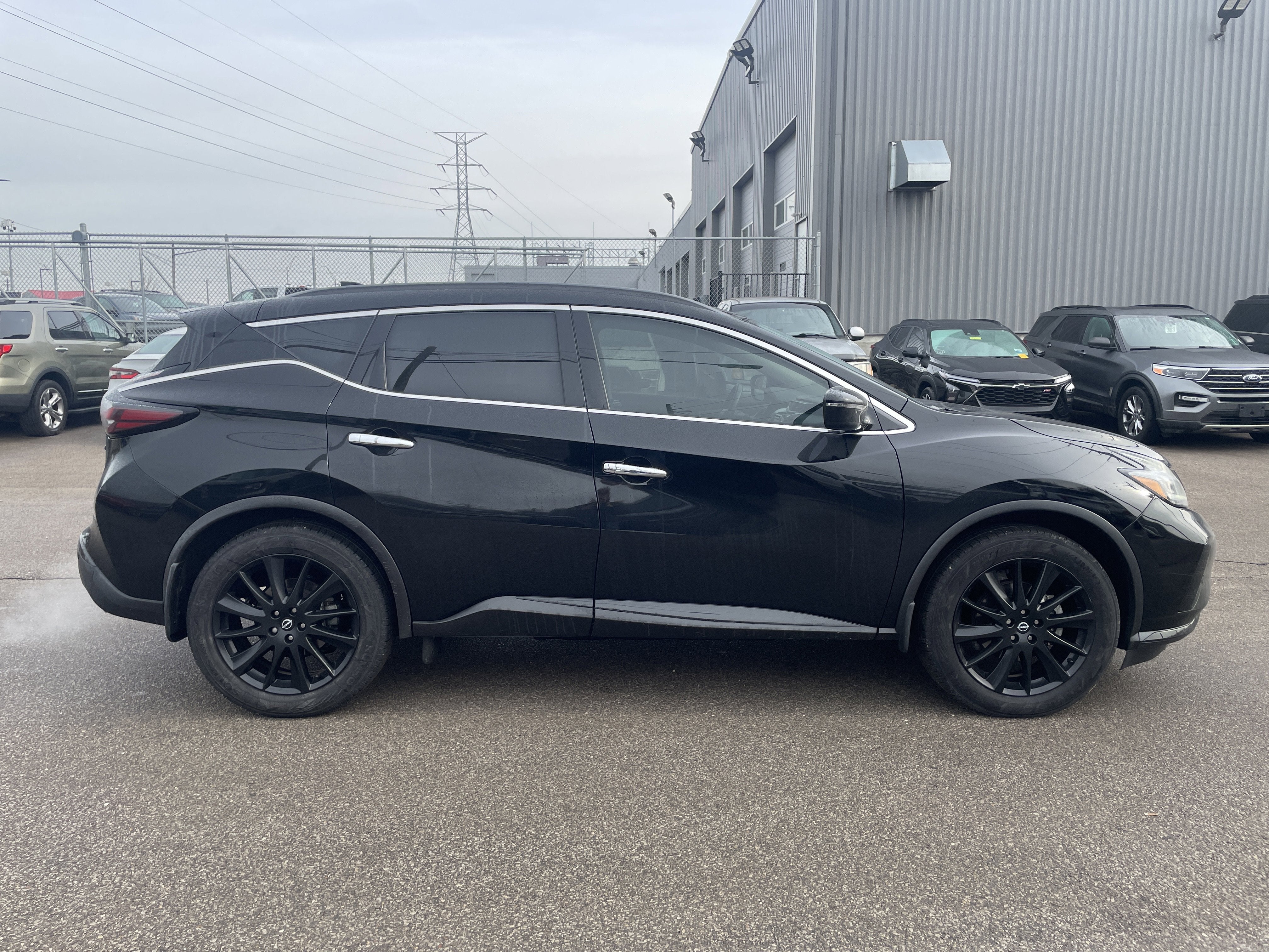 2023 Nissan Murano SV