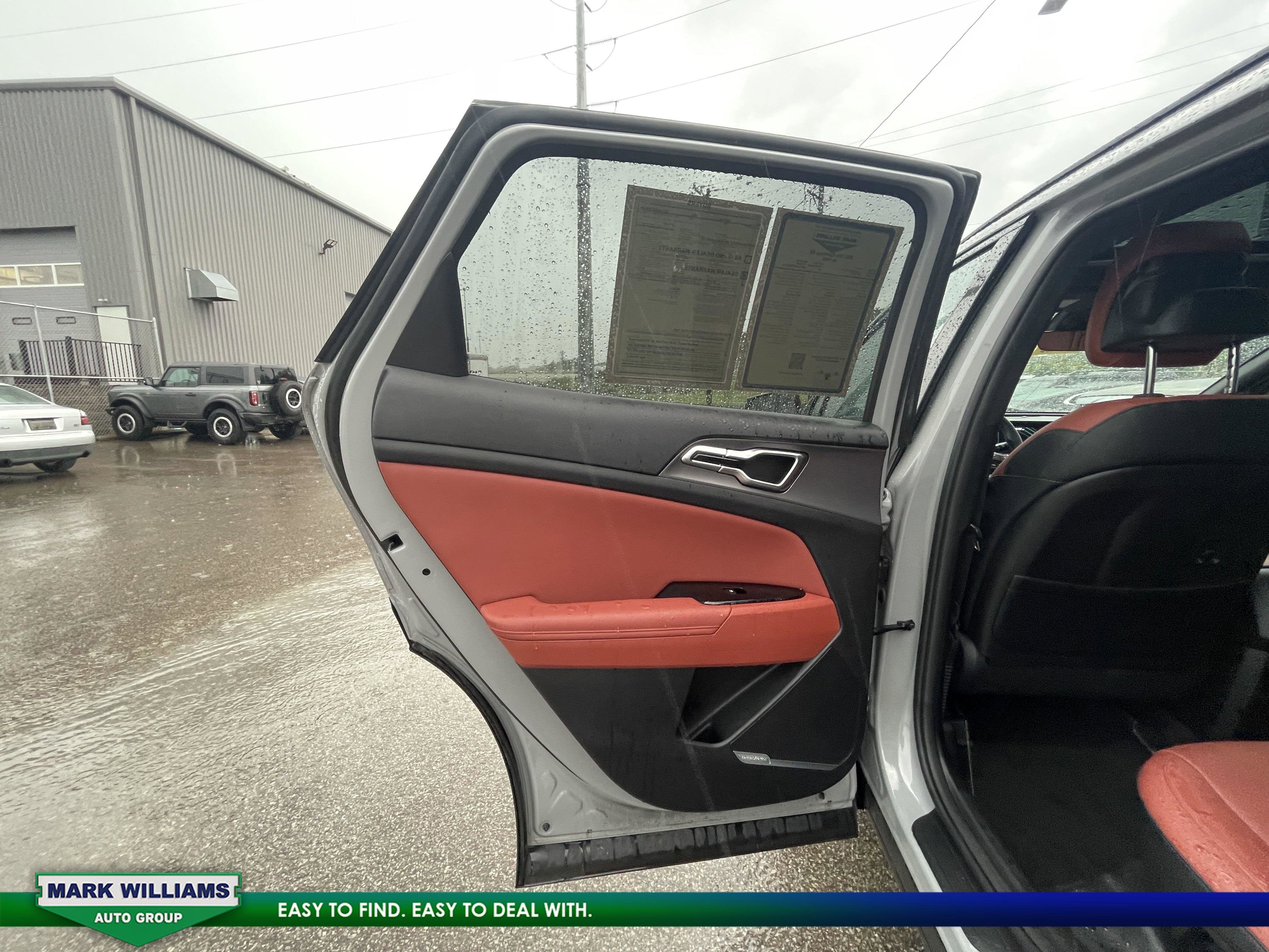 2023 Kia Sportage SX