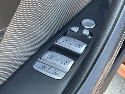 2023 BMW 8 Series 840