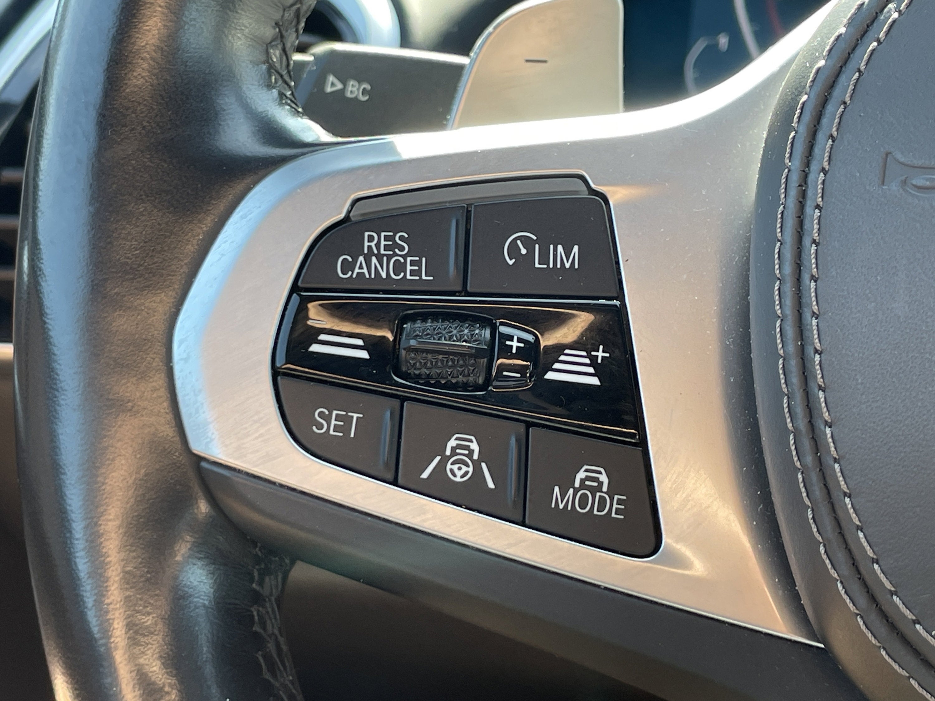 2023 BMW 8 Series 840